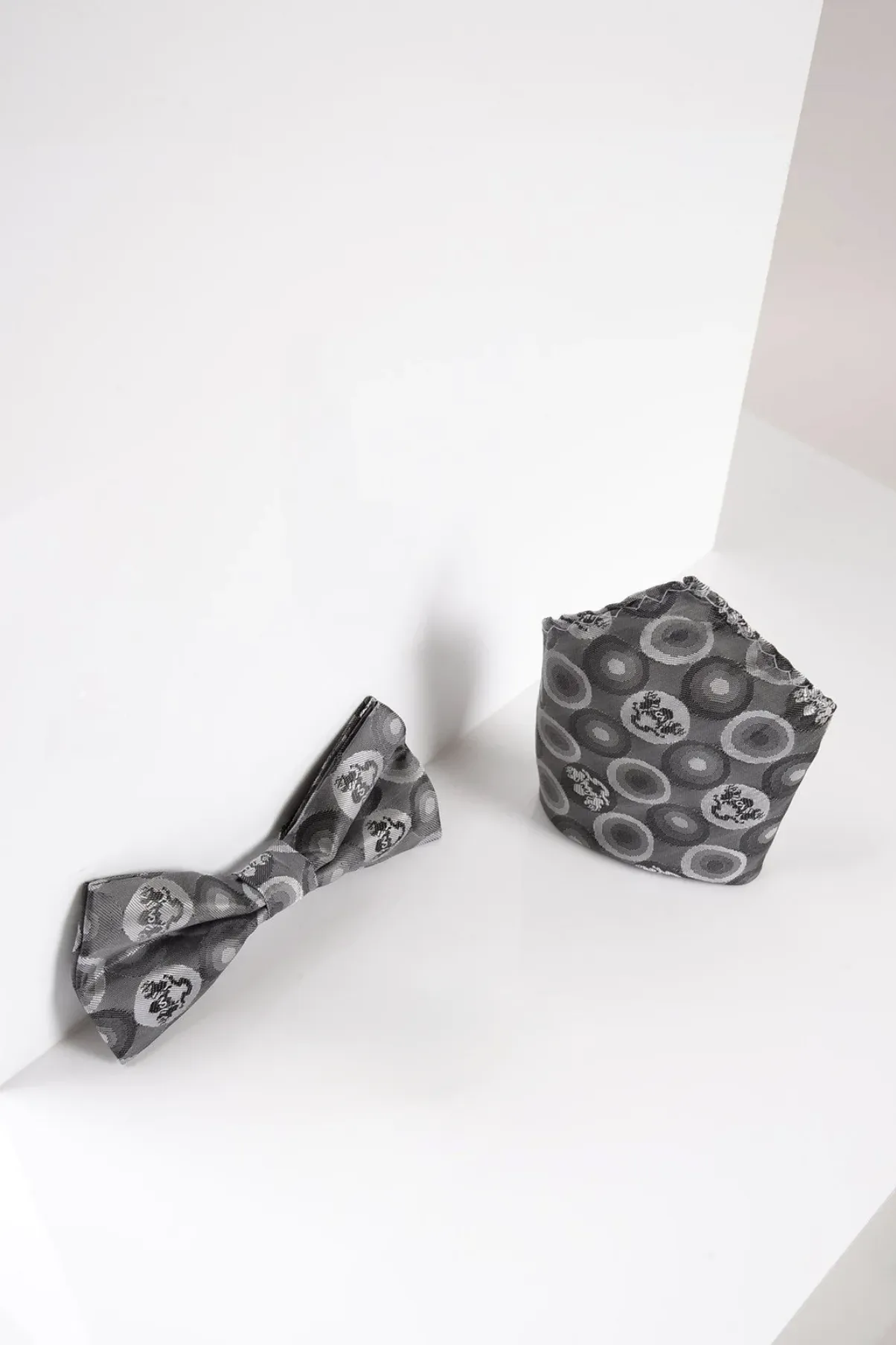 BUBBLES - Grey Bubble Circle Print Bow Tie and Pocket Square Set