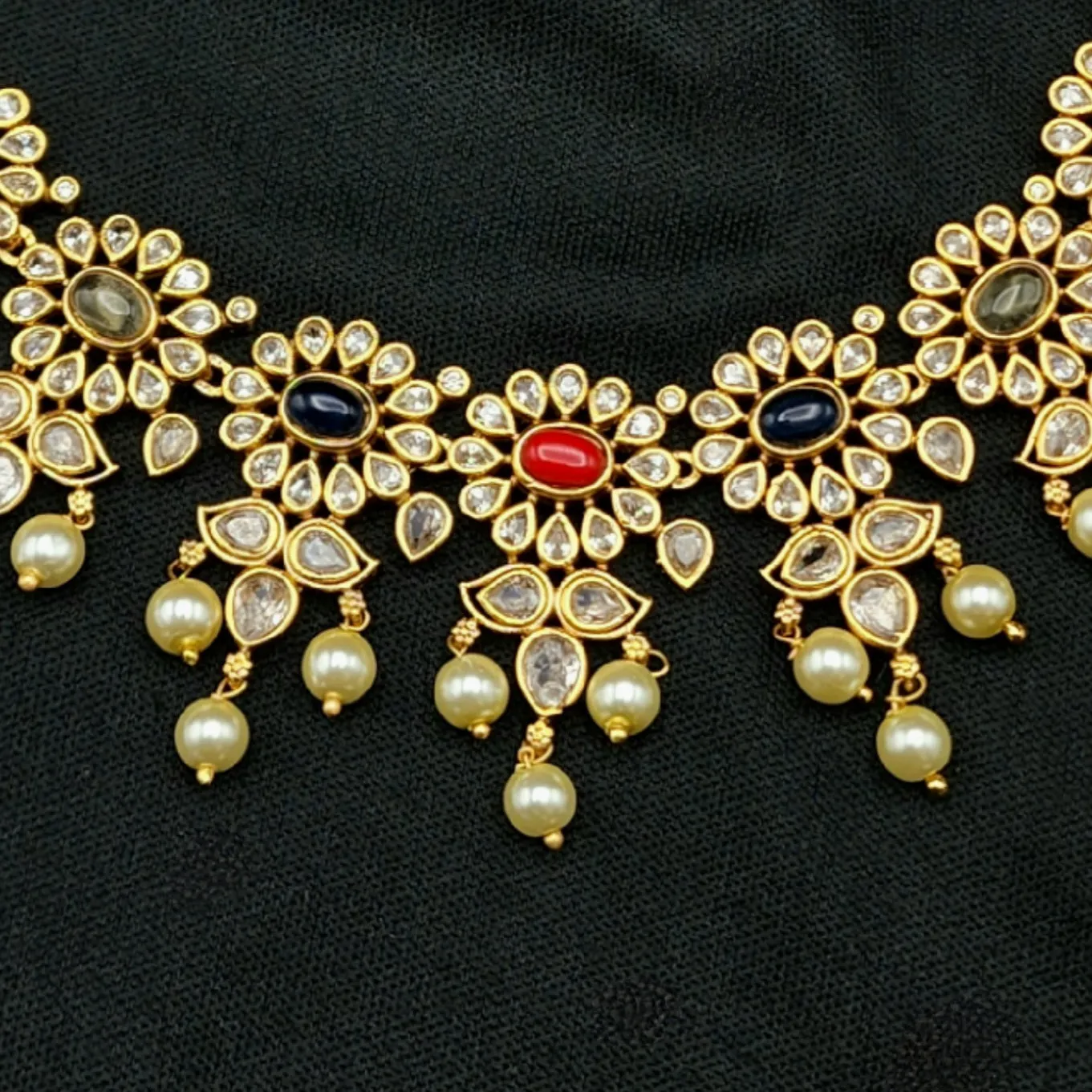 Navaratna AD Zircon Necklace Set