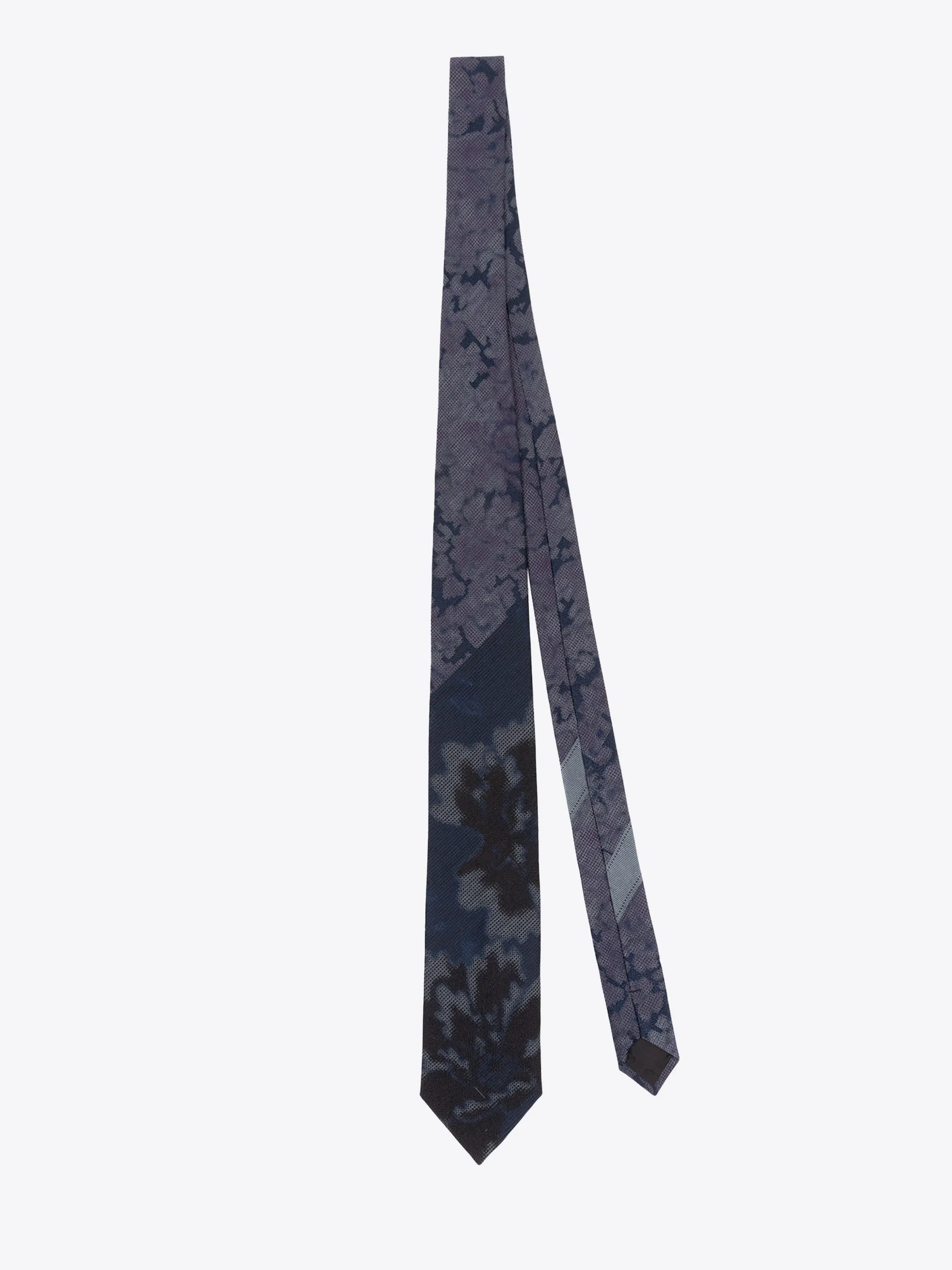 Printed tie