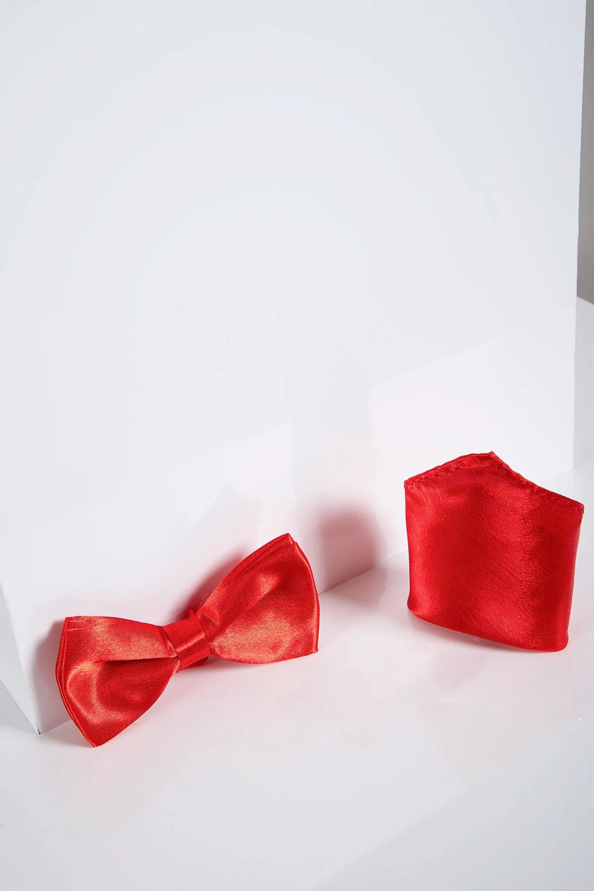 STANLEY - Satin Bow Tie and Pocket Square Set In Red