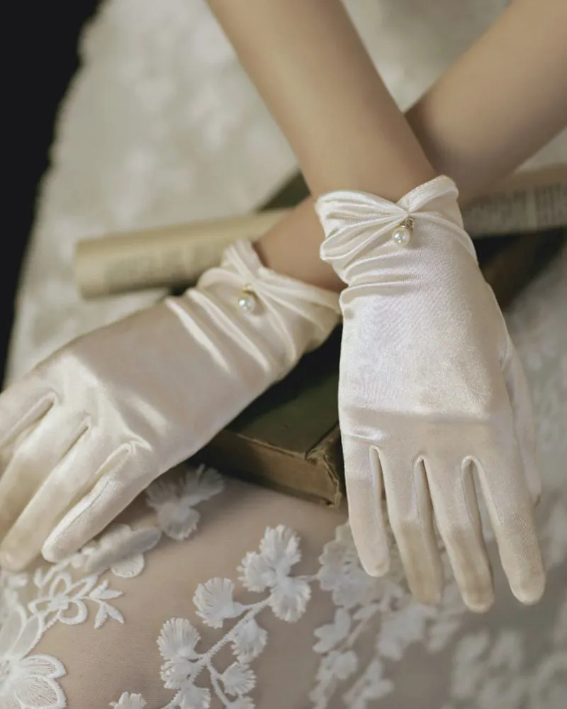 Tulle Short Satin Gloves With White Pearl